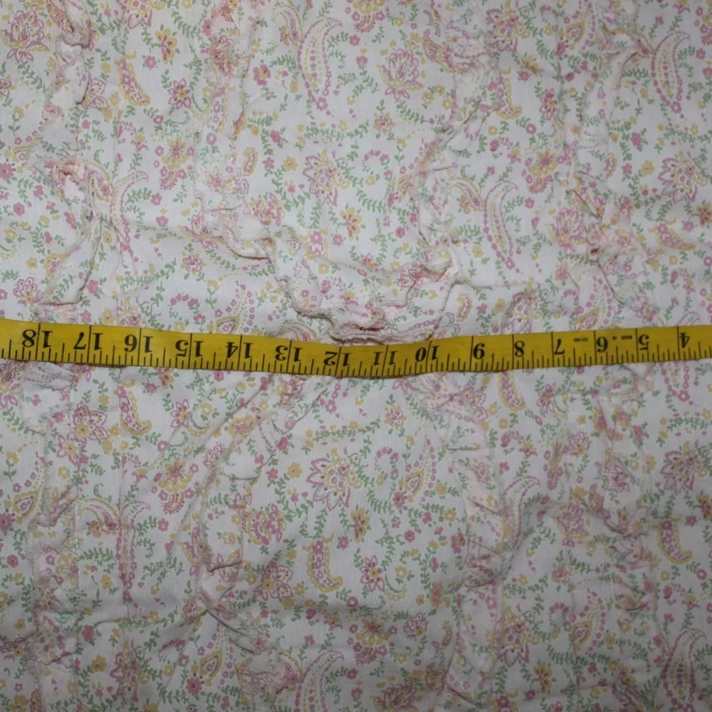 Williams Sonoma. Printed Floral Pattern Hand Quilting Ruched Sham.